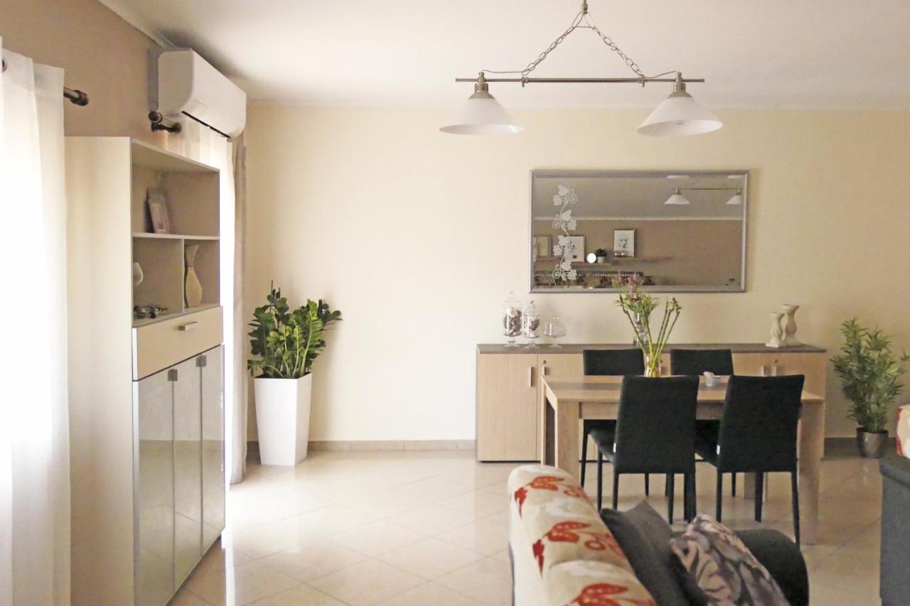 Sapphire & Ivory Luxury Apartments - Кавала Екстериор снимка